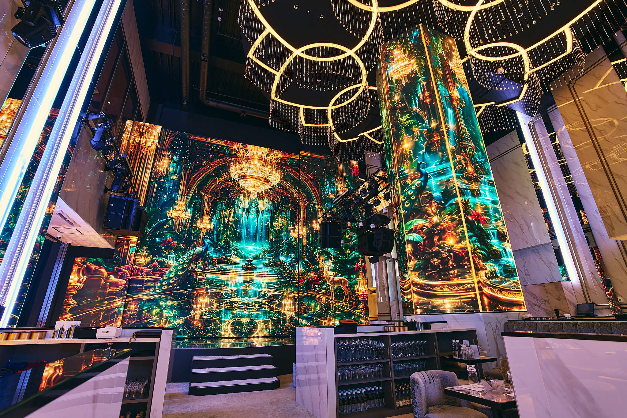 JUNGLE TOKYO THE EMPIREの店内